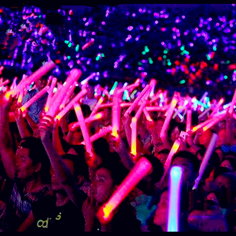 30 pezzi di bastoncini luminos - Flashing Led Foam Sticks Party recensione e prezzo