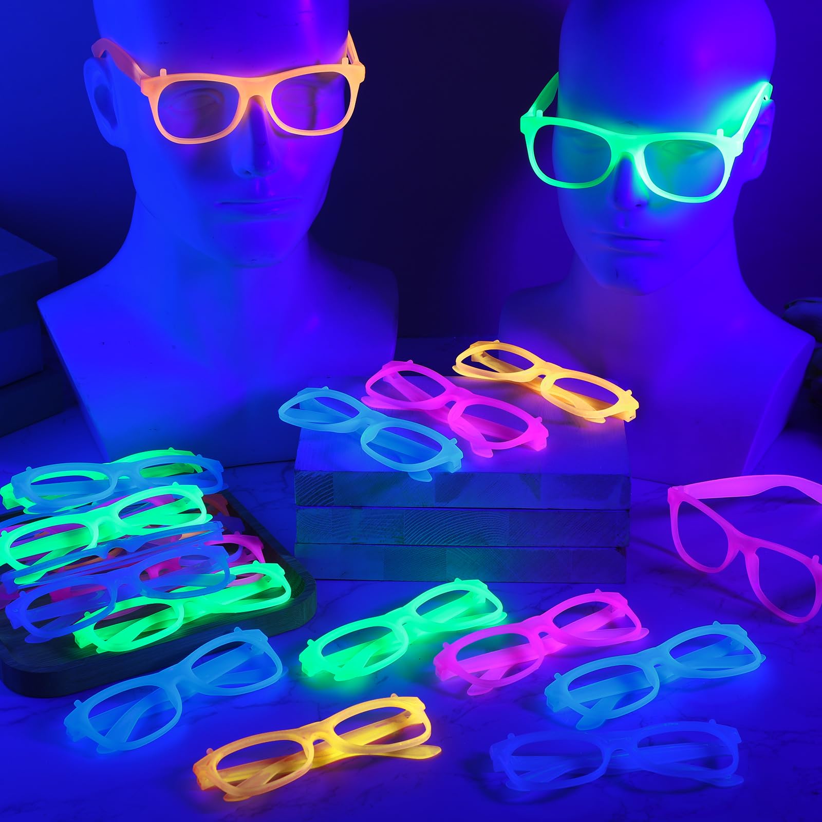 2/24 pezzi di occhiali al neon - Glow In The Dark Party Glasses recensione e prezzo