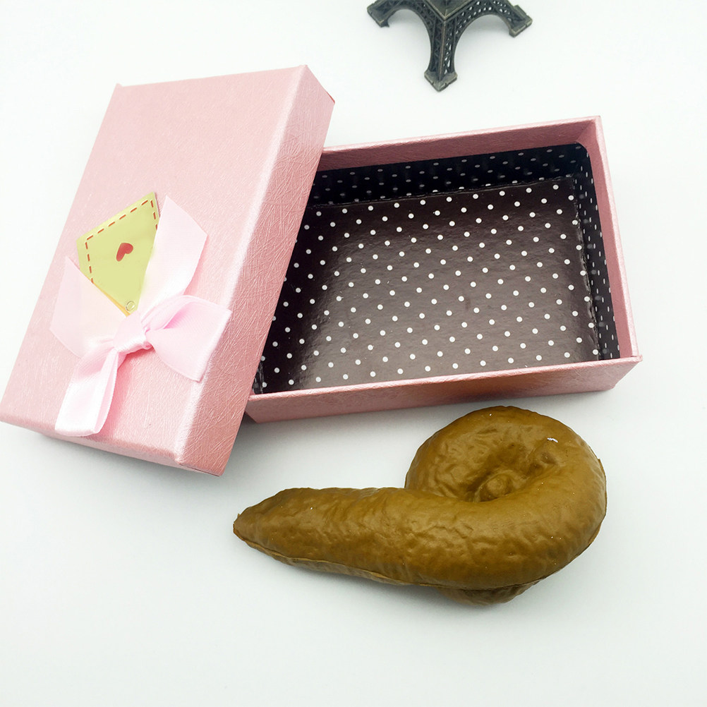 Finto Cacchio Realistico per S - Fake Poop Gag Gift recensione e prezzo